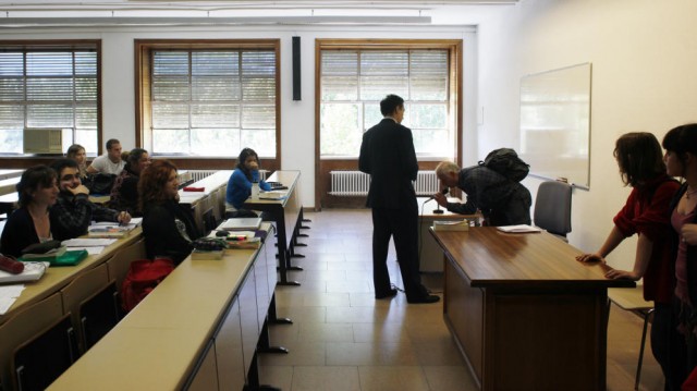 Educación y Economía publican el decreto de acreditación de competencias por experiencia