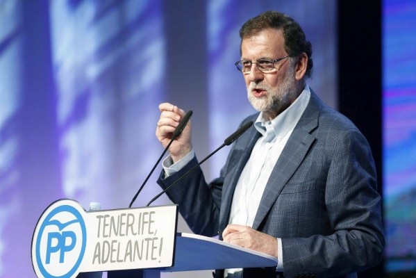 Rajoy apela al PSOE para acordar una nueva financiación y ser un partido 
