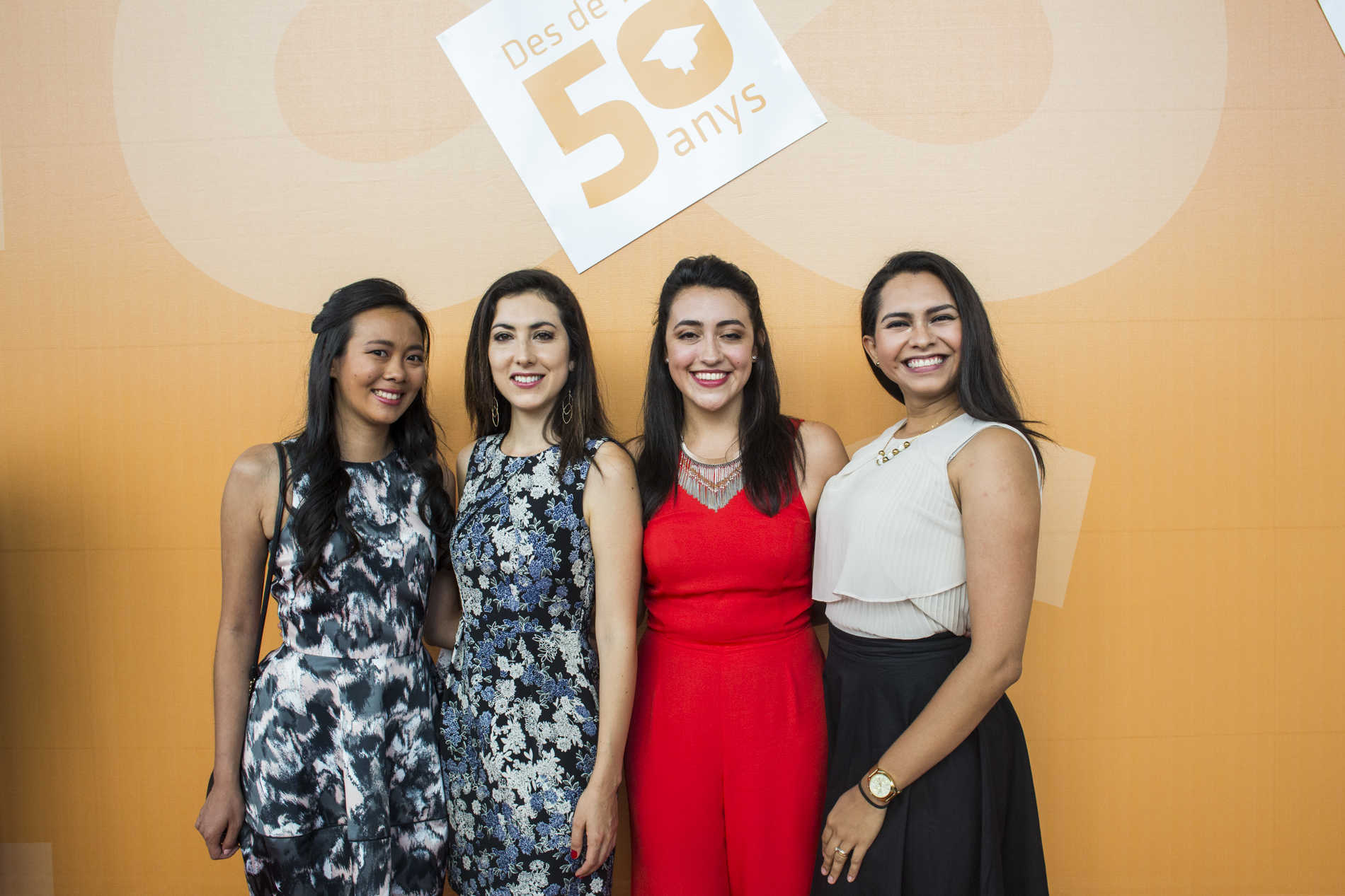 Graduación de Masters de la Facultad de Economía de la Universitat de València (Fotos: EVA MÁÑEZ)