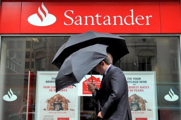La banca ingresa más de 8.000 millones en comisiones con ayuda de los seguros

