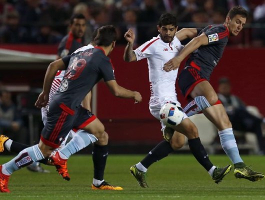 Celta y Sevilla aparcan la Copa y lucharán por Europa en Balaídos