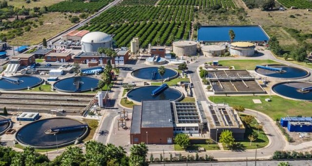 Castelló regulariza la propiedad de la depuradora: compra a Facsa 22.000 m2 por 155.000 euros