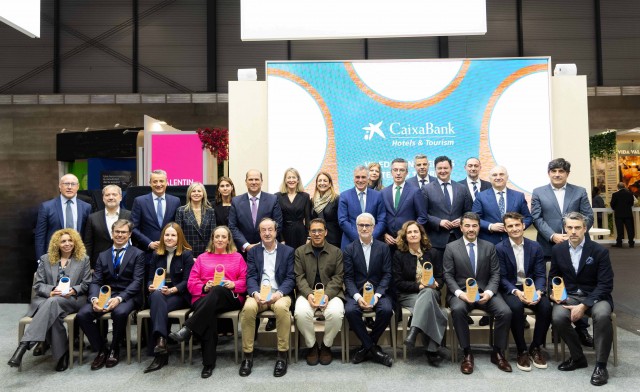 CaixaBank premia en Fitur a SH Hoteles por brindar oportunidades a las nuevas generaciones 