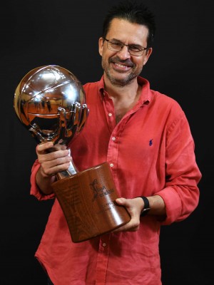 Pedro Martínez regresará a la Fonteta tras guiar al Valencia a ganar la Liga
