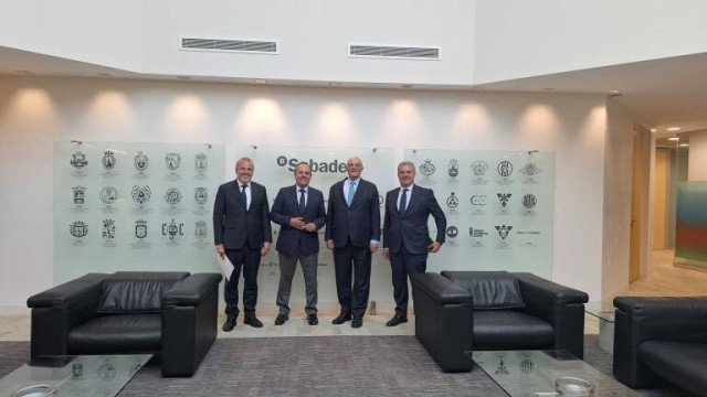 Oliu se reunirá con los empresarios para abordar medidas en la marcha del Sabadell