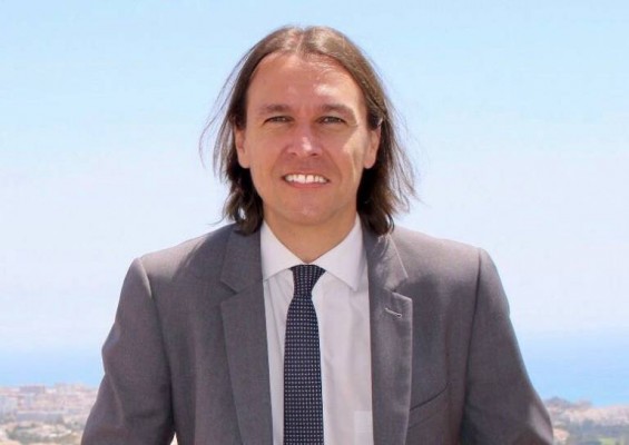 Miguel Arias: 