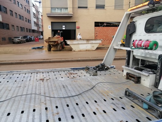 Vecinos de Paiporta critican al ayuntamiento por presumir de haber retirado 