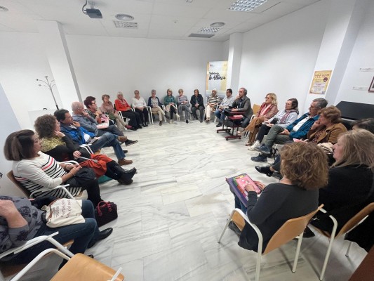 Mil murcianos se apuntaron a los clubes de lectura de las bibliotecas municipales: el 80%, mujeres de entre 40 y 60 años
