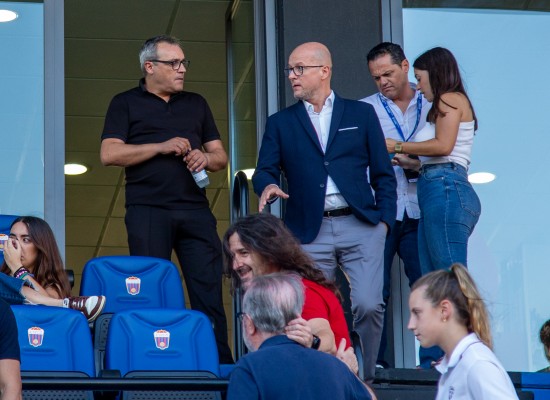 A prueba las hechuras del Eldense como club profesional, otra vez