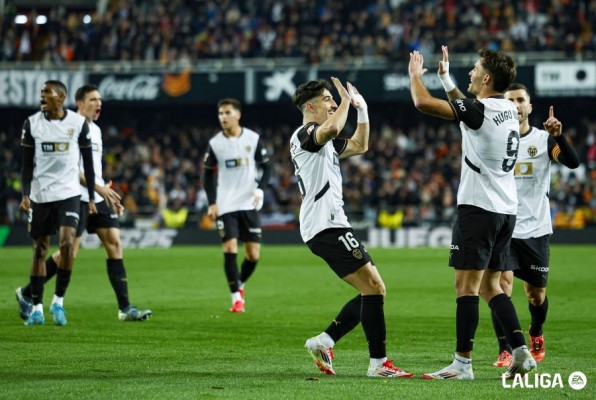 El Valencia CF se agarra a Primera