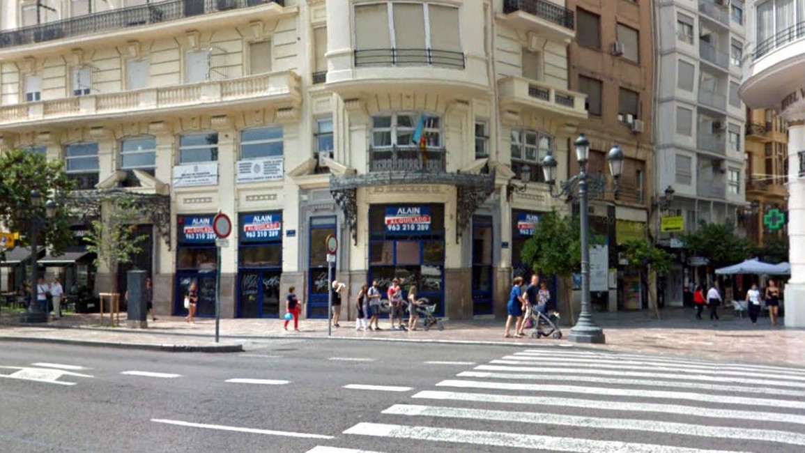 Antiguo local de Foster's Holluwood en el que se instalará la Hamburguesería Blue Frog - 
