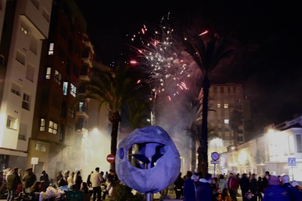 Castelló celebra un Sant Antoni multitudinario: cientos de personas participan en los actos del Grau
