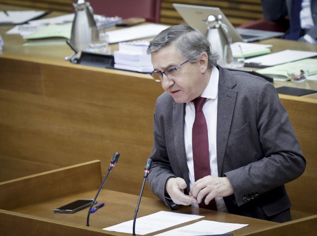 Rovira anuncia una 