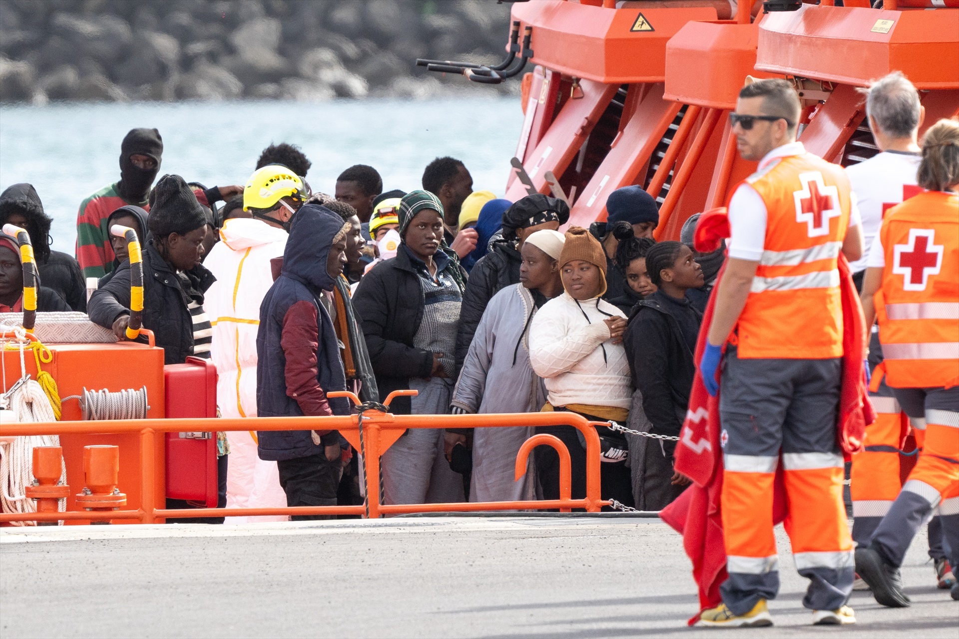 Más de 3.400 migrantes han llegado de forma irregular a España en los primeros 15 días de 2025