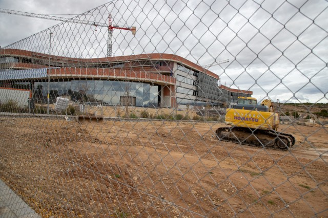 PP y Vox allanan la regularización del hospital de Vistahermosa, pendiente de alegaciones y del Consell