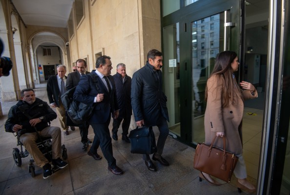 Interesante intercambio de golpes entre el Fiscal y Parodi en el primer día del juicio del 'caso Abde'