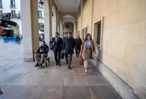 Las defensas del 'caso Abde' ganan tiempo para recurrir ante el Supremo