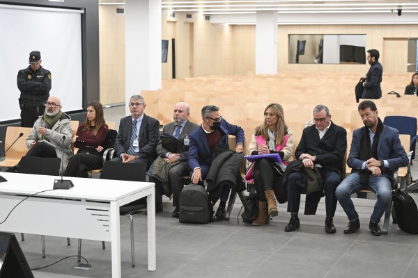 El juicio de la rama murciana del 'Caso Púnica' comienza con críticas y cambios de fechas