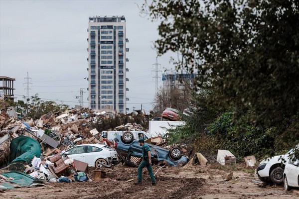 La economía valenciana en 2024: entre la fortaleza del turismo y el desafío de la Dana