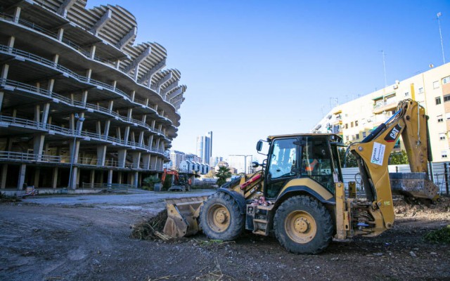 La FFCV espera que la FIFA se abra a más sedes y escoja el Nou Mestalla para el Mundial 2030