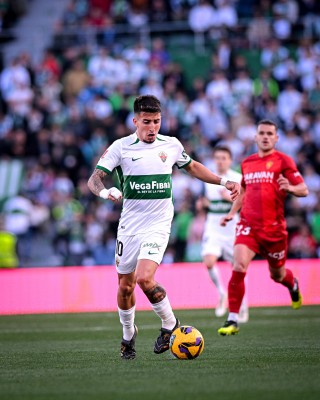 'Nico' Fernández se perderá el partido de Gijón por sanción
