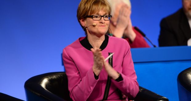 La eurodiputada McGuinness sufre un desmayo en la reunión del PP europeo celebrada en València
