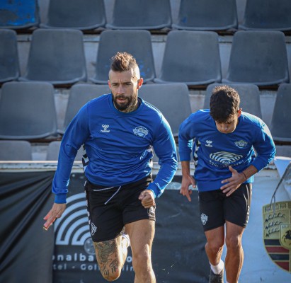 El Intercity, obligado a ganar en el duelo de colistas
