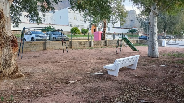 Orihuela renovará el parque de San Isidro y su entorno con un taller de empleo por 825.000 euros