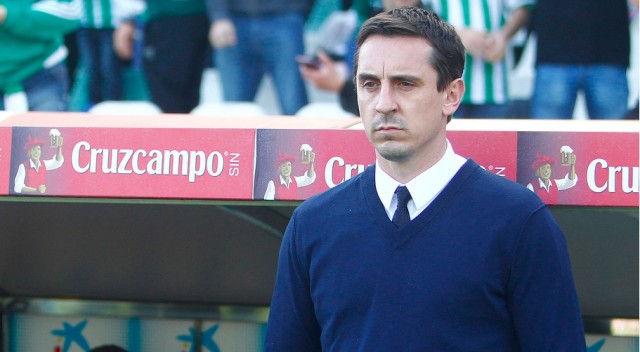 Lim no tira a Neville pese a que Suso contacta con otros técnicos 