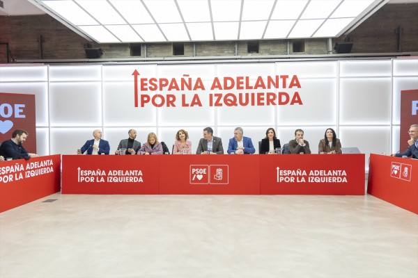 Valencia y sus víctimas se convierten en campo de batalla para las cuitas de Sánchez y Feijóo