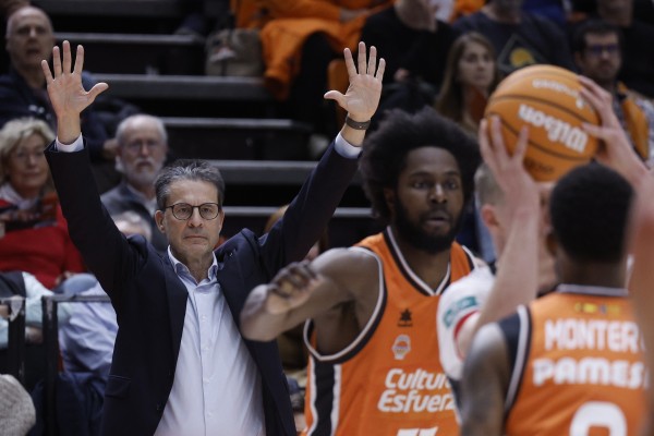 Valencia Basket supera a Covirán Granada para confirmar su condición de cabeza de serie 