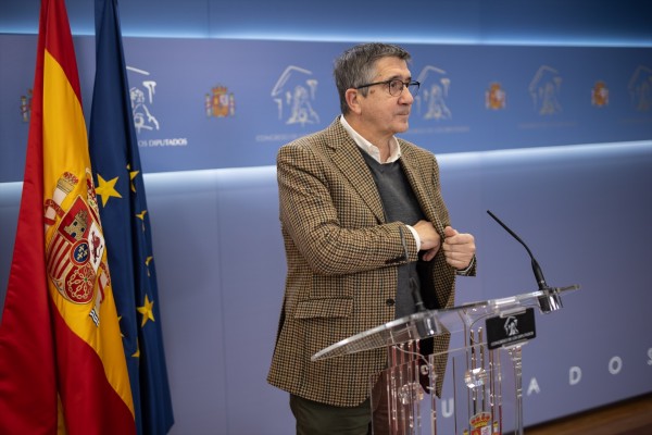 La ley del PSOE busca apartar jueces que muestren 