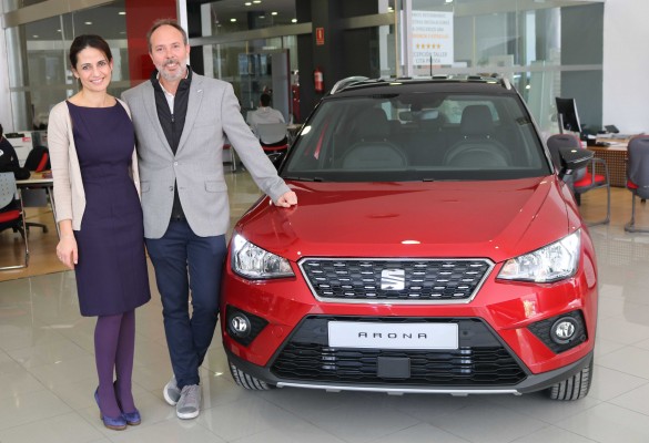 Los vehículos de Seat abrirán el circuito de la 15K Nocturna Valencia Banco Mediolanum