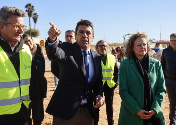 Mazón, sobre las infraestructuras dañadas por la Dana: 