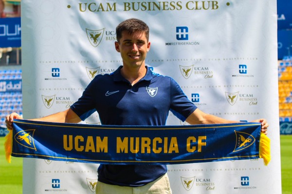 El UCAM CF rescinde el contrato de Diego López y el Águilas ficha a Julen Ekiza 