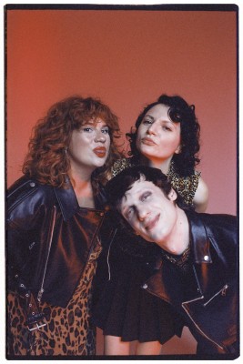 Amor Butano pone a Santa Teresa de Jesús a bailar bachata
