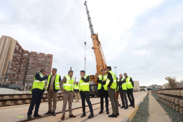 Las obras de la Estación Central del Tram en Alicante modifican los accesos al parking de Adif