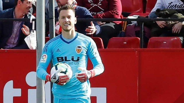 Neto sostiene, Kondogbia asiste y Rodrigo ejecuta 