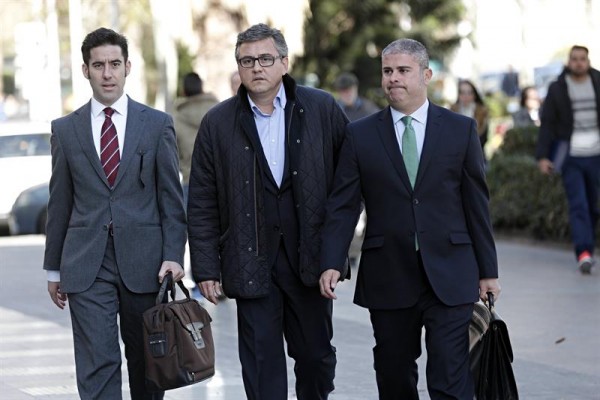 El juez mantiene imputados a los concejales y asesores del PP que han declarado esta mañana