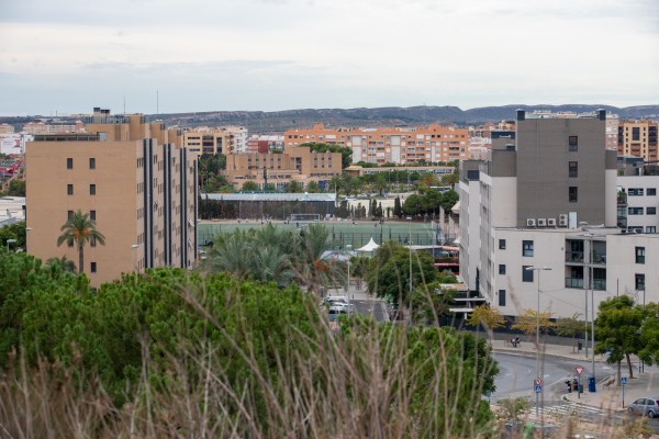 La vivienda cierra el año con una subida del 8,5%; Alicante, a un 12% de alcanzar el precio de la 'burbuja'