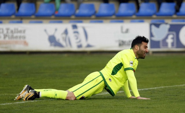 El Elche no aprovecha el empate entre Villarreal B y Mallorca