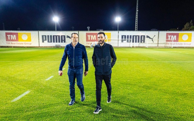 Carlos Corberán ya conoce la ciudad deportiva del Valencia
