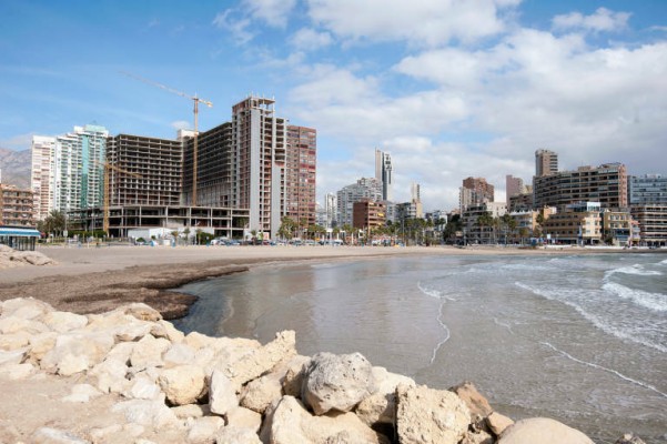 Segundo intento de la Vila Joiosa para redactar la demolición de parte del Atrium Beach