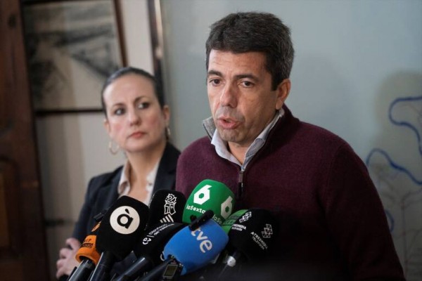 Mazón presentará la factura de la comida al Tribunal de Cuentas y a la comisión de Les Corts

