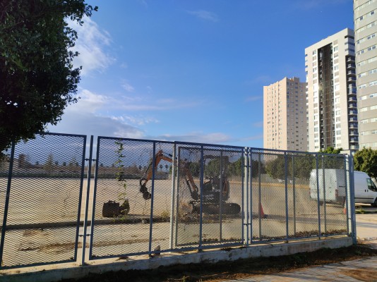 El Villarreal y la Fundación Trinidad Alfonso rehabilitarán el campo de fútbol de La Torre