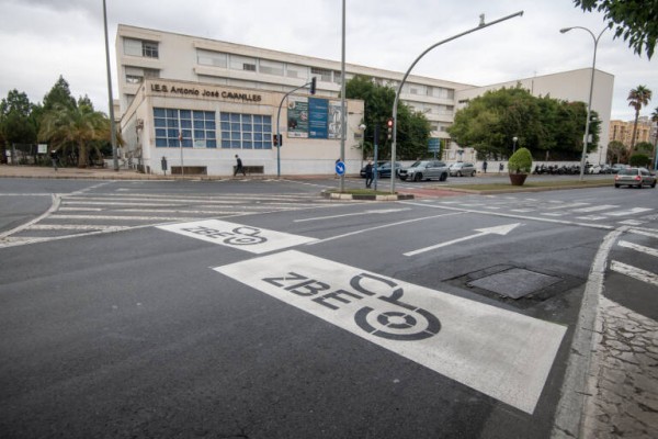 PP y Vox cumplen su pacto y ratifican la ordenanza de la ZBE de Alicante tras rechazar las alegaciones