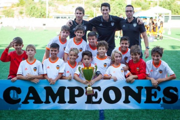 El Valencia elimina los equipos de pago de la Academia