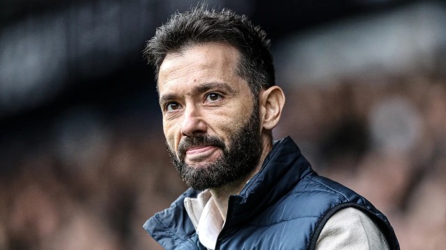 Carlos Corberán, con poco margen para encontrar soluciones al Valencia CF