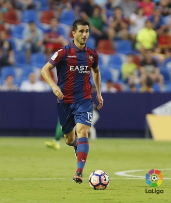 Postigo sigue al margen en la vuelta al trabajo del equipo