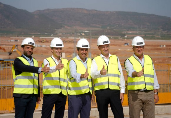La gigafactoría de Volkswagen sigue su plan: mil empleados en la obra a mediados de 2025 